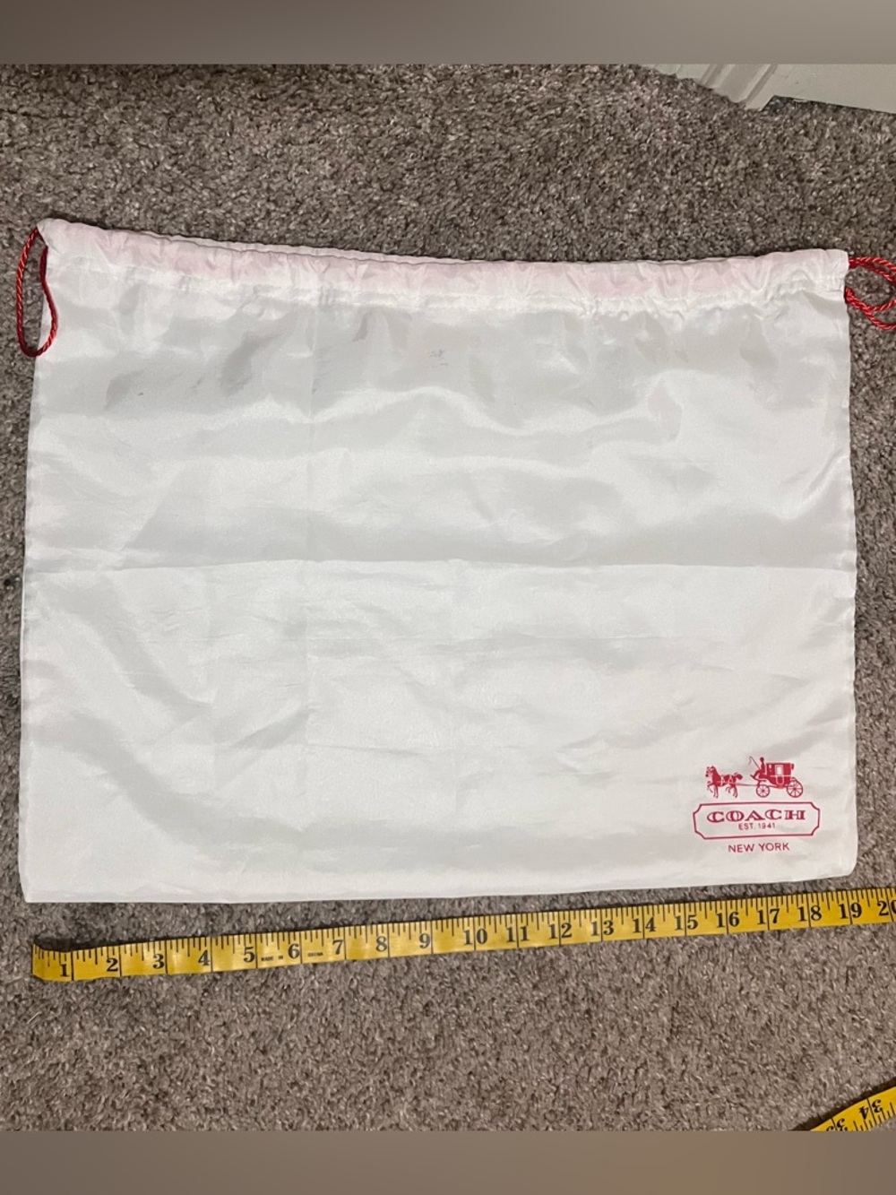#19 COACH Drawstring Dust Bag in White